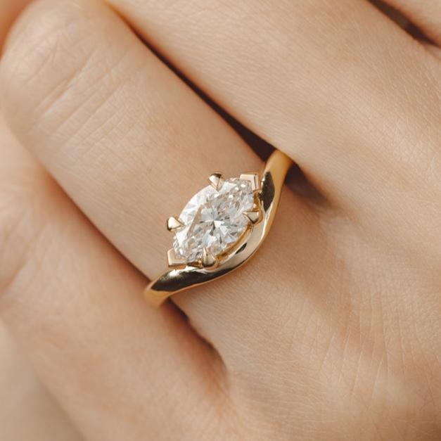 Dahlia Curved East West Marquise Engagement Ring – KAVALRI