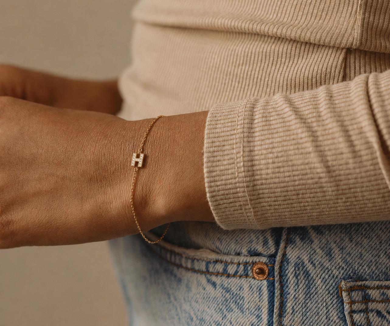 Initial Diamond Gold Bracelet -G-I