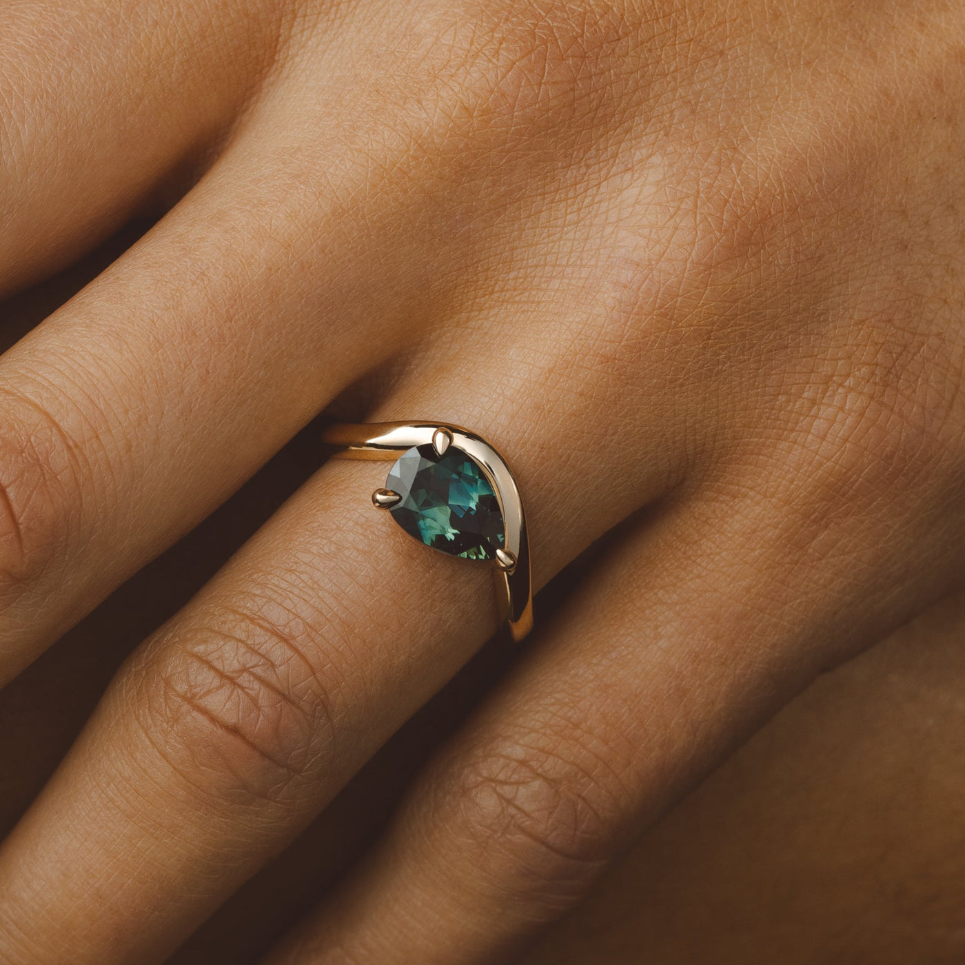 Sapphire Engagement Rings