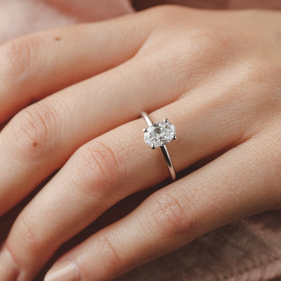 lab diamond engagement rings