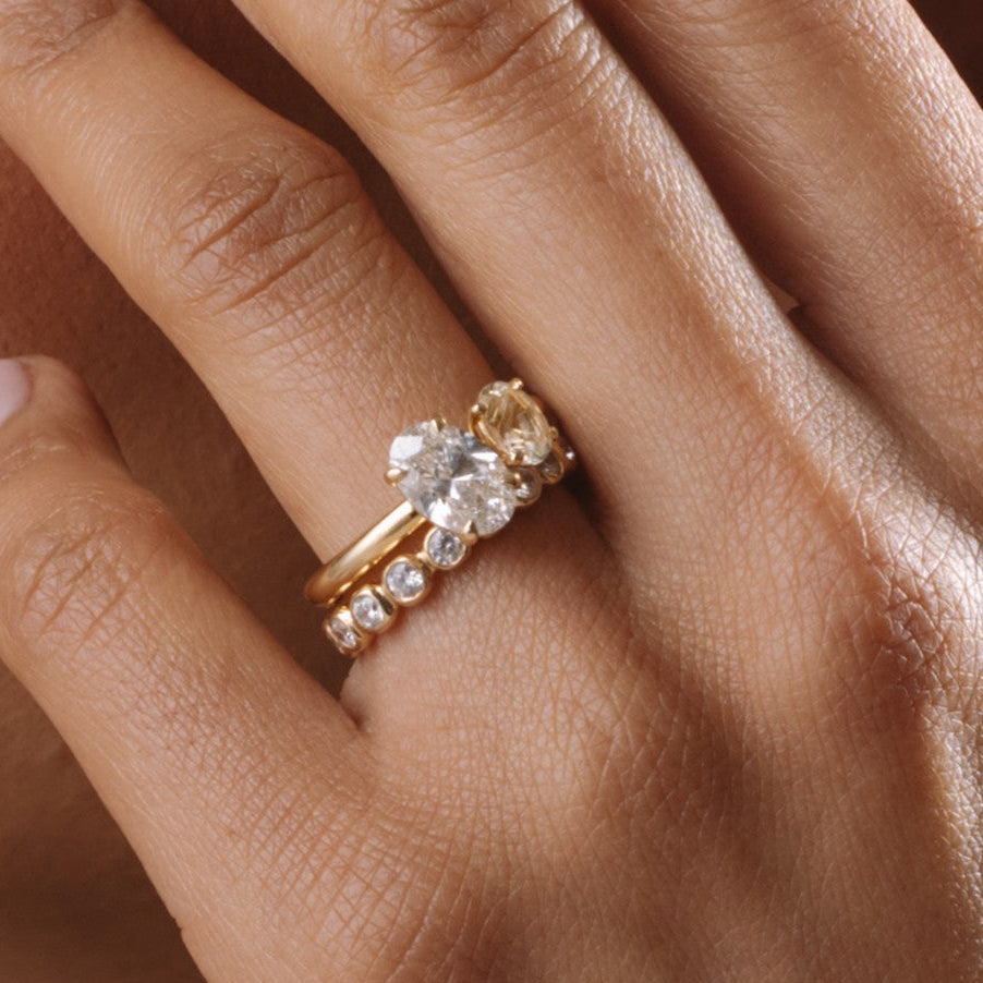 Lara Double Oval Toi et Moi Pastel Yellow Sapphire and Lab Diamond Ring