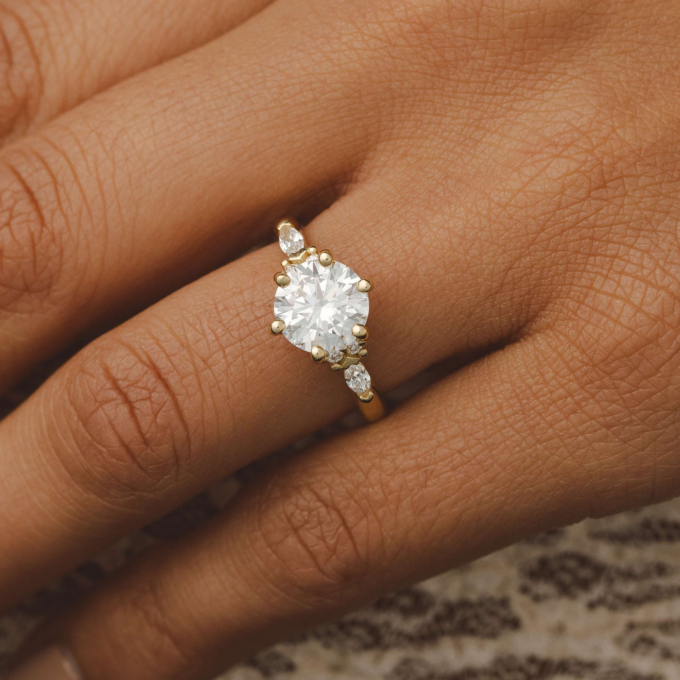 Willow Round 6-Prong Diamond Engagement Ring Setting